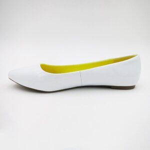 Brilliant White Patent Leather "Sadler" Flats by Shiekh Size 9 NIB